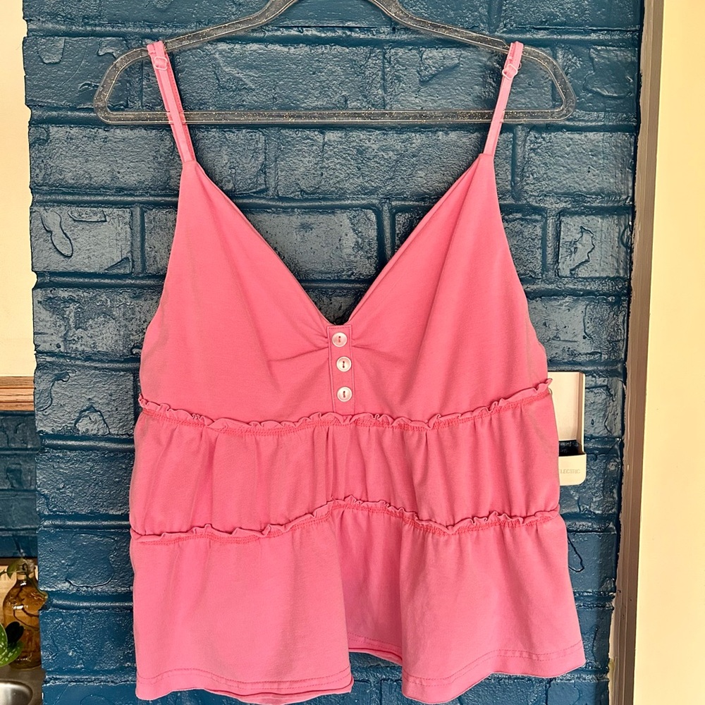 Chelsea &‎ Violet Pink Tank with Button Accents